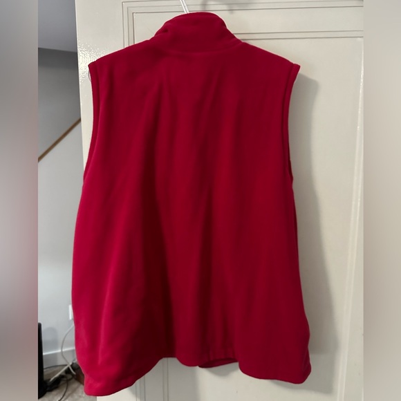 Fleece vest with zipper & pockets - Picture 2 of 2